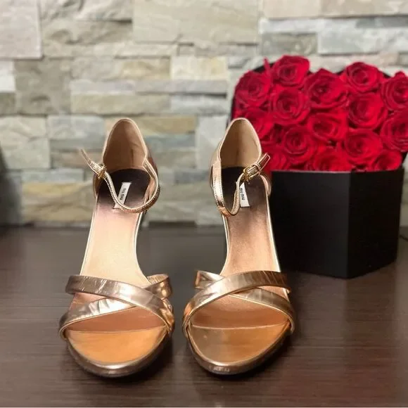 Miu Miu Rose metallic Heels - Size 38. PRICE DROP ‼️‼️‼️‼️‼️ - Picture 9 of 10